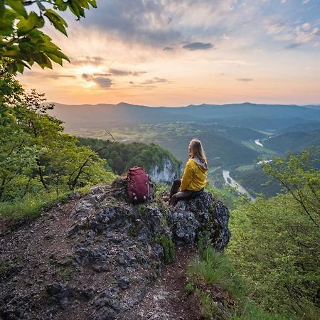 Hostel Bearlog Kočevje Kültér fotó