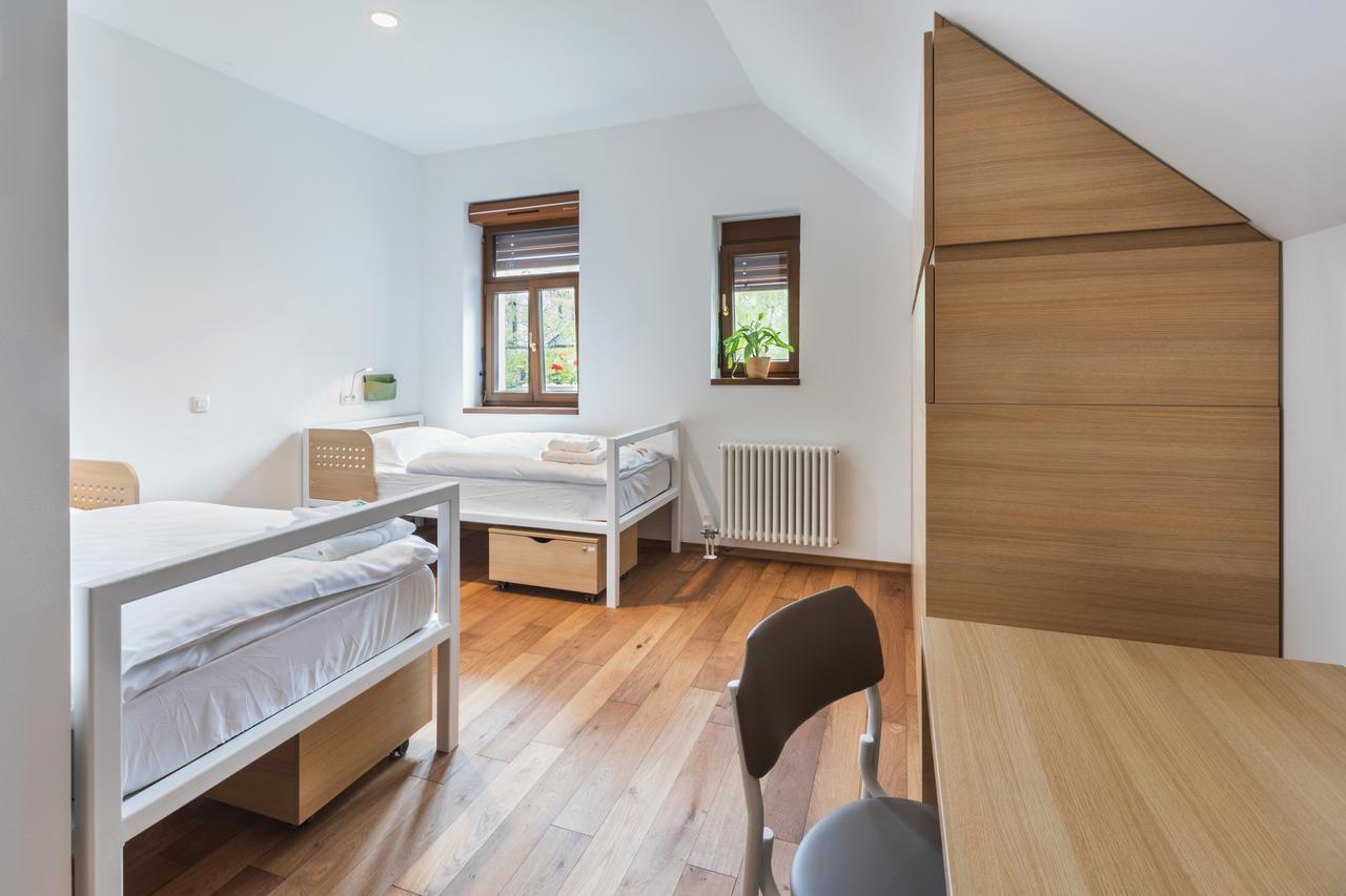 Hostel Bearlog Kočevje Kültér fotó