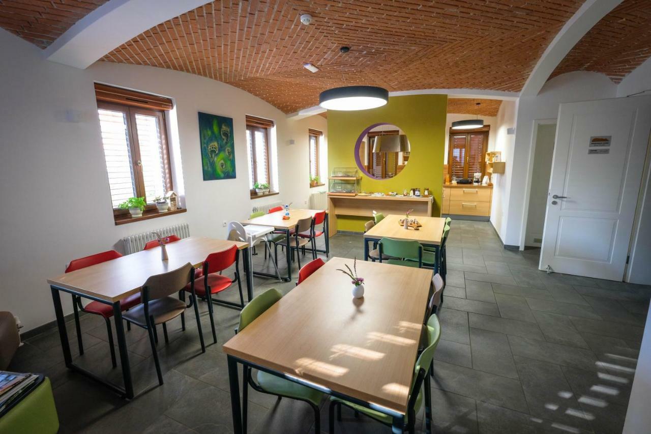 Hostel Bearlog Kočevje Kültér fotó